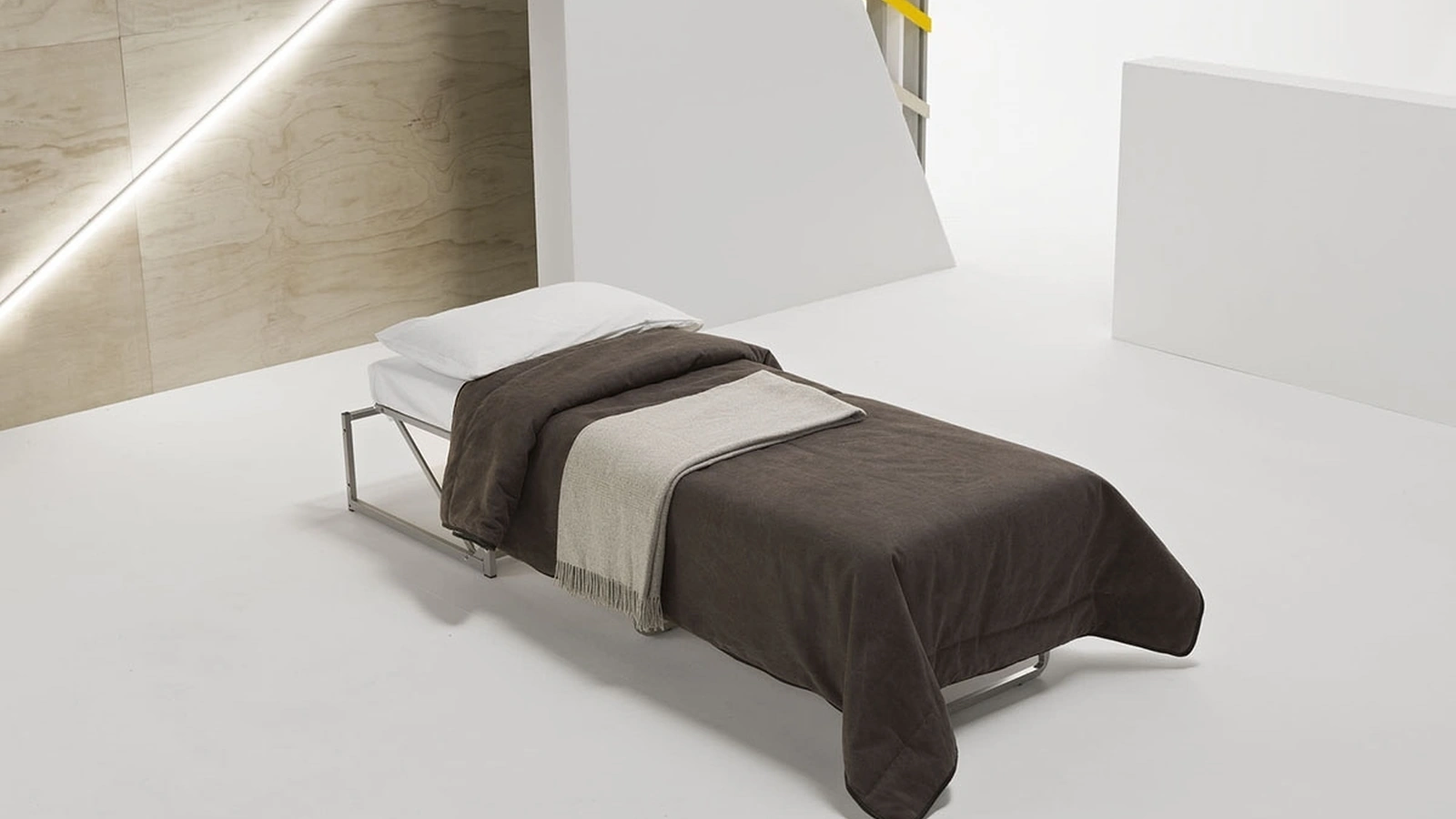Pouf letto singolo in microfibra Chip di Dienne Salotti