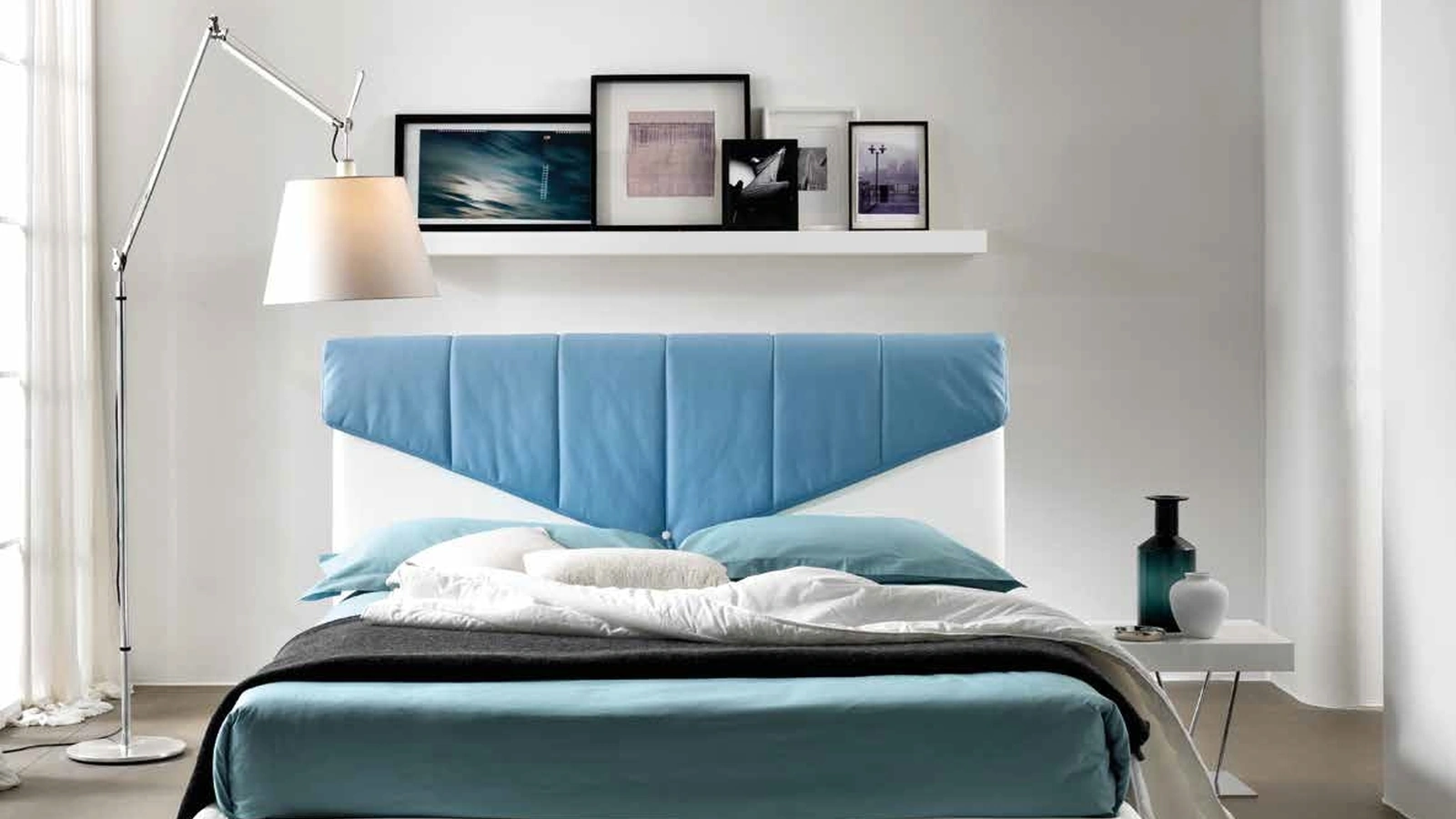 Letto Messaggio in ecopelle di Susan imbottiti