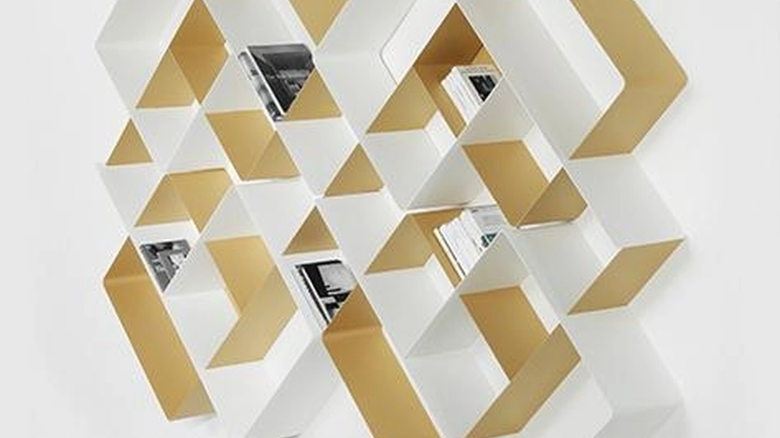 Libreria sospesa componibile in acciaio verniciato Mondrian di Pezzani