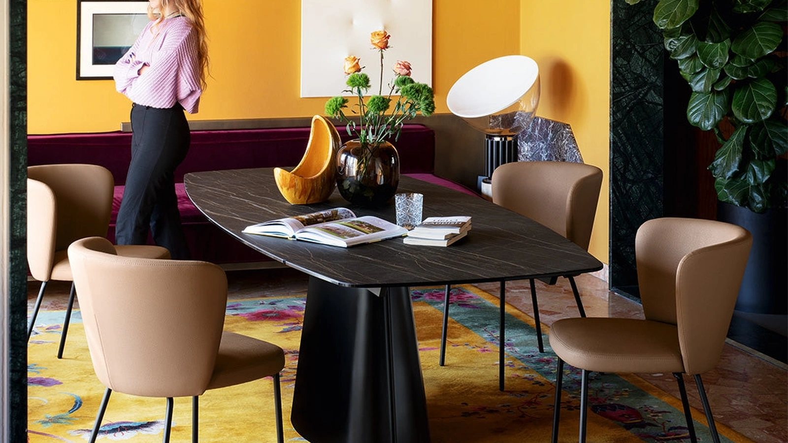 Tavolo Ellisse con top in ceramica di Connubia