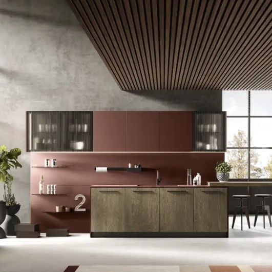 Cucina Moderna con isola College 02 in rovere yuta e fenix rosso jaipur di Moretti Cucine